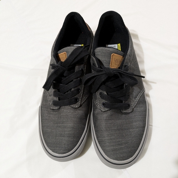 Vans Mens size 10.5 Gray Atwood Deluxe Ultra Cush Low Top Sneaker - Picture 3 of 6